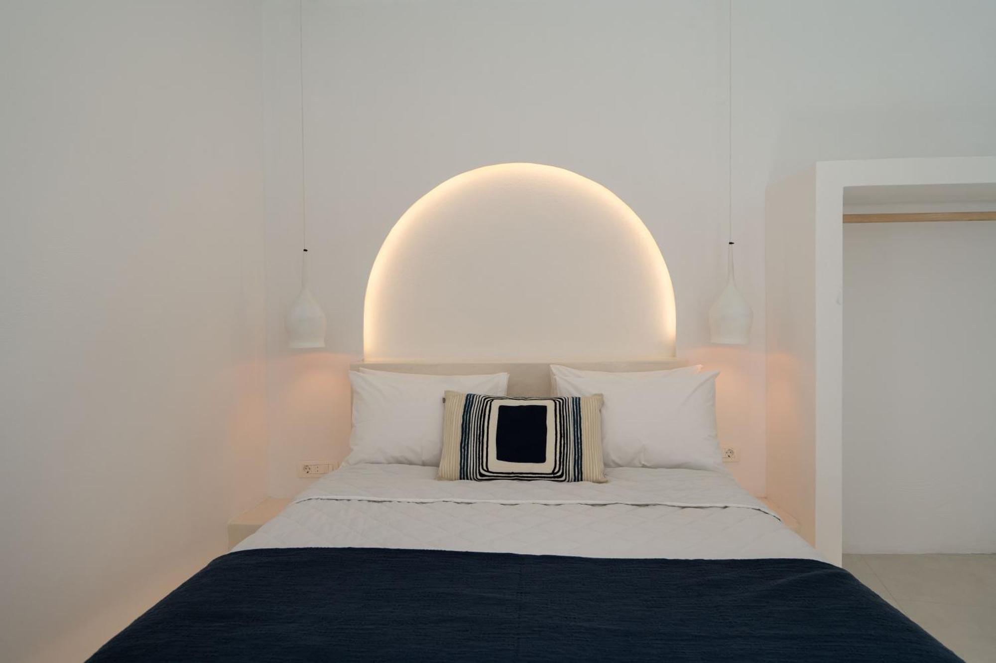 The Magic Luxury Cave Suites Vóthon Екстериор снимка
