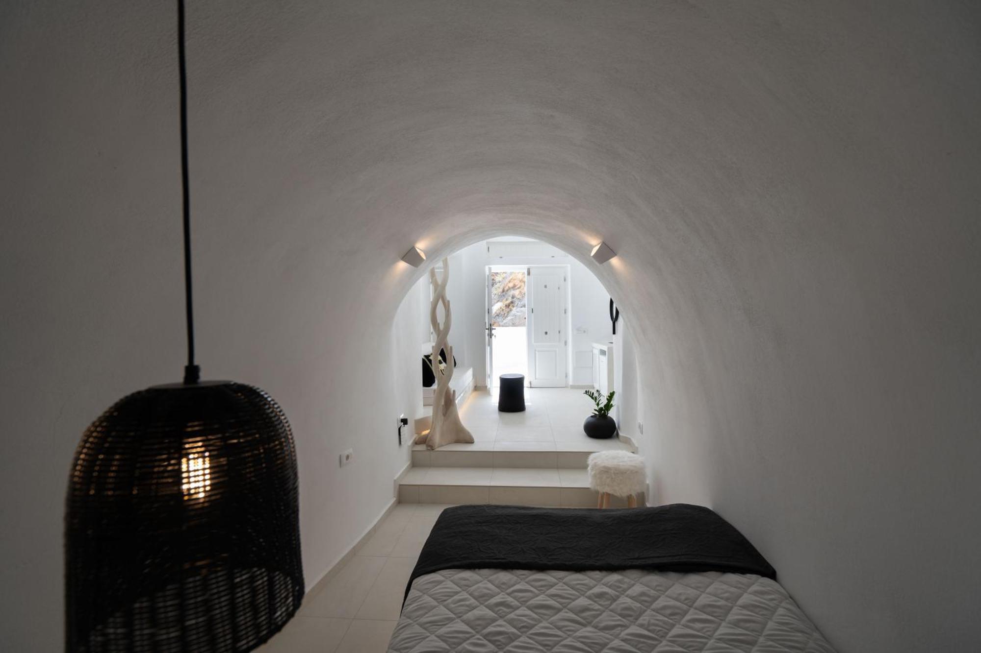 The Magic Luxury Cave Suites Vóthon Екстериор снимка