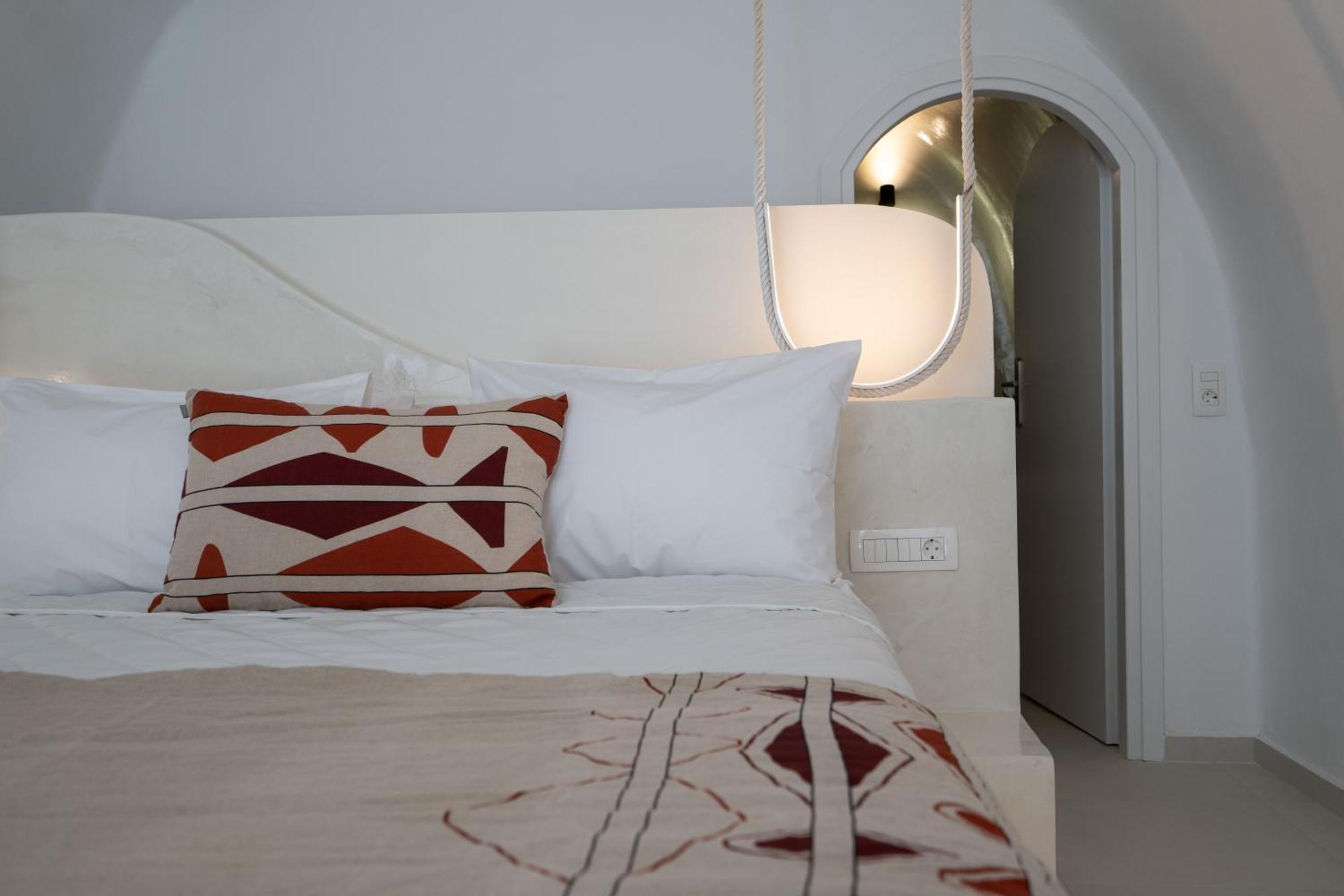 The Magic Luxury Cave Suites Vóthon Екстериор снимка