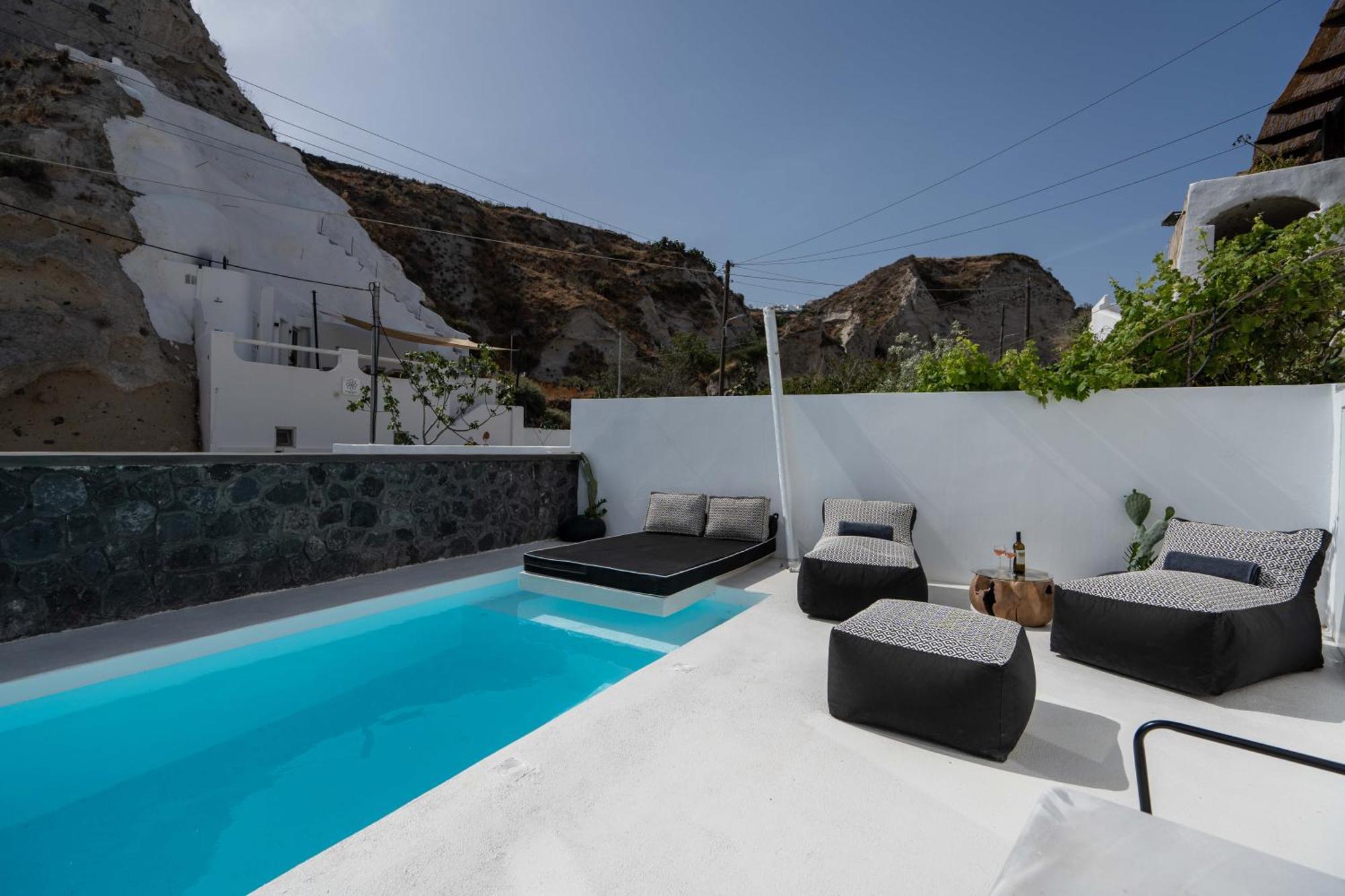 The Magic Luxury Cave Suites Vóthon Екстериор снимка