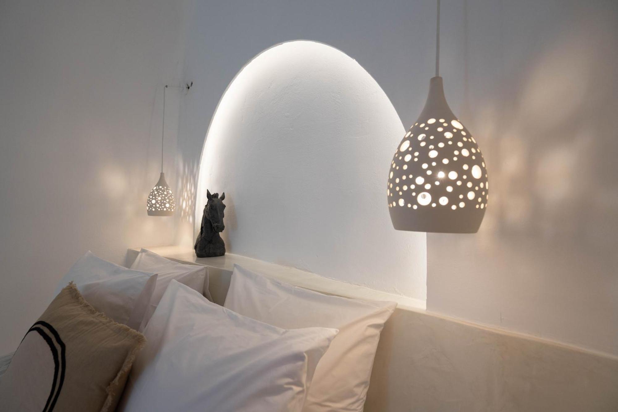 The Magic Luxury Cave Suites Vóthon Екстериор снимка