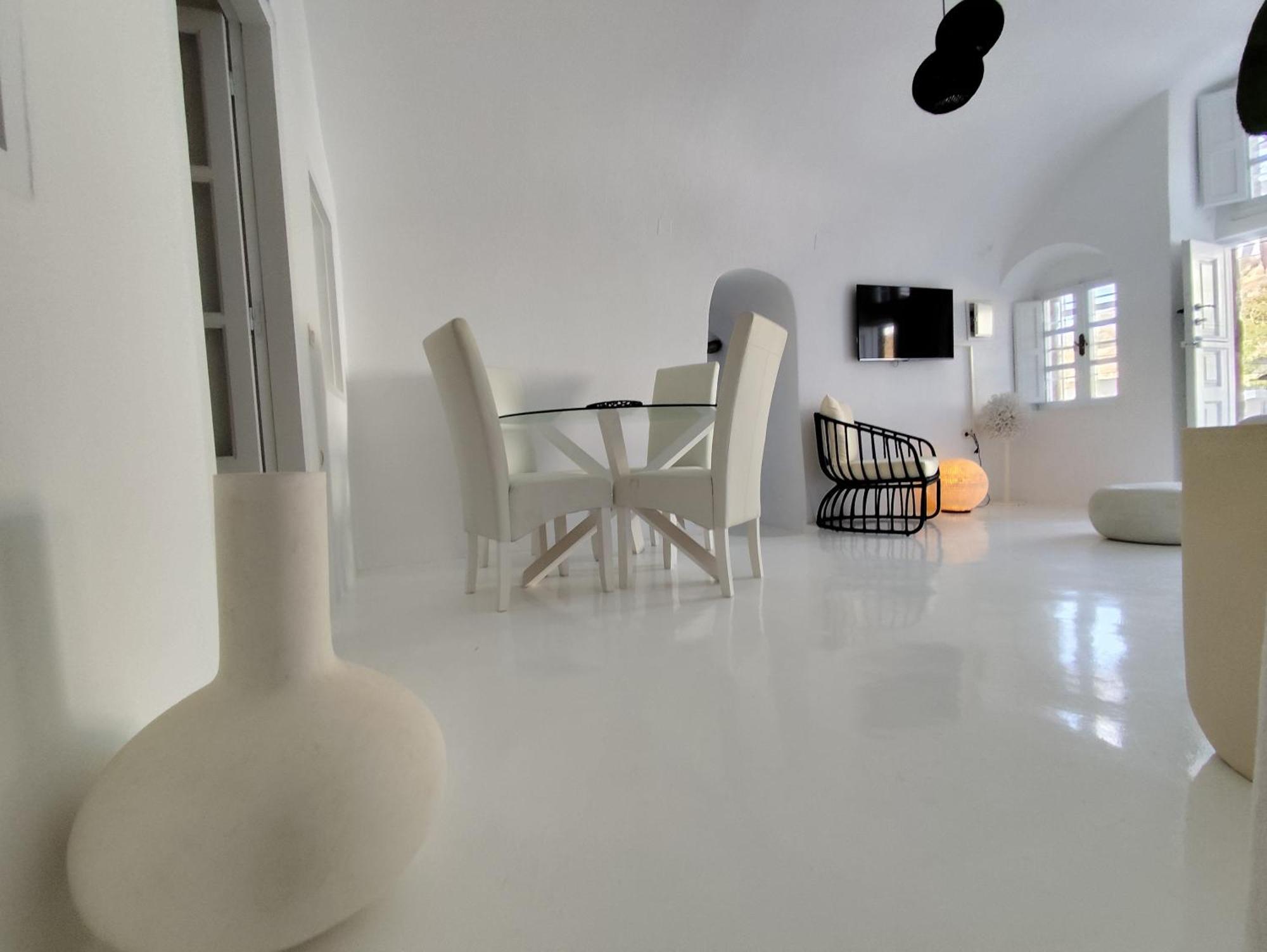 The Magic Luxury Cave Suites Vóthon Екстериор снимка