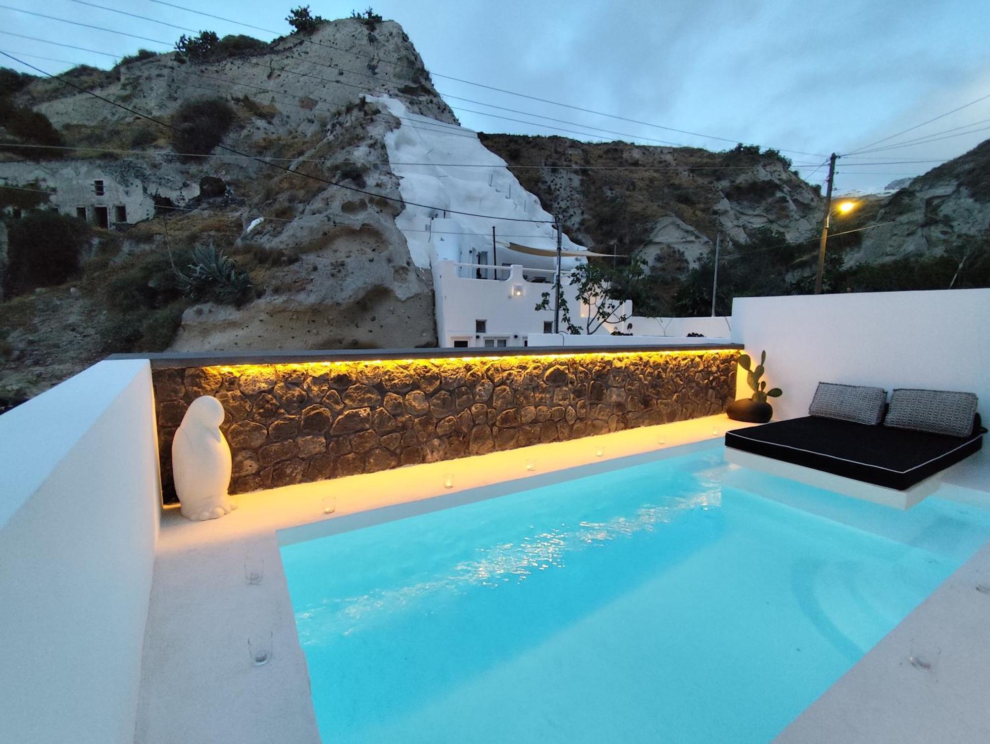 The Magic Luxury Cave Suites Vóthon Екстериор снимка