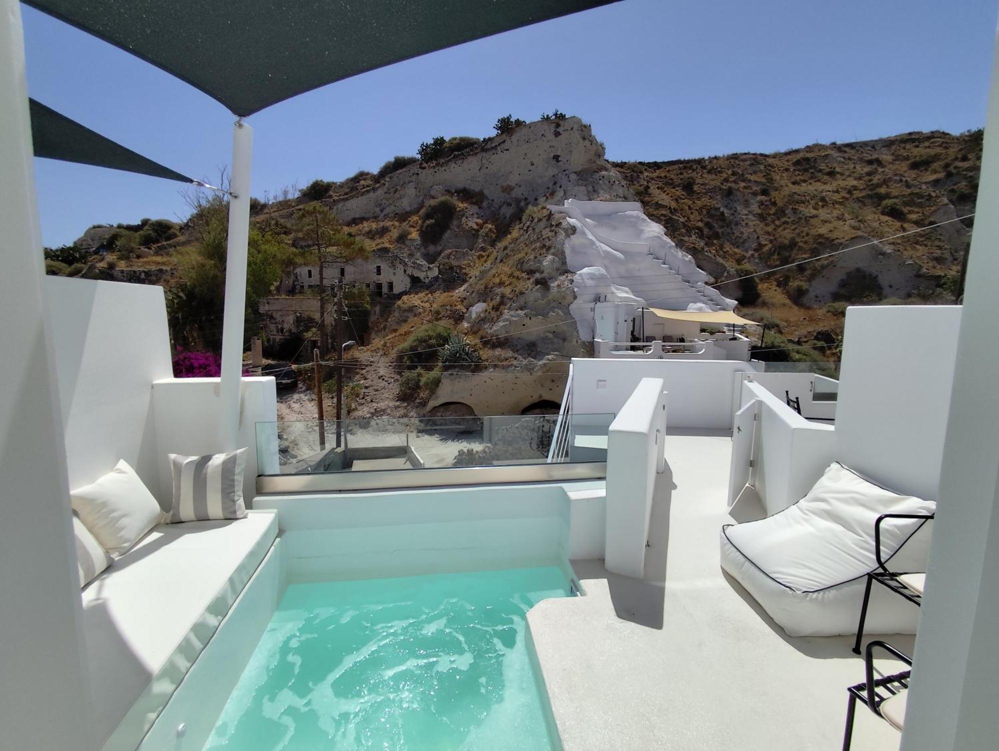 The Magic Luxury Cave Suites Vóthon Екстериор снимка