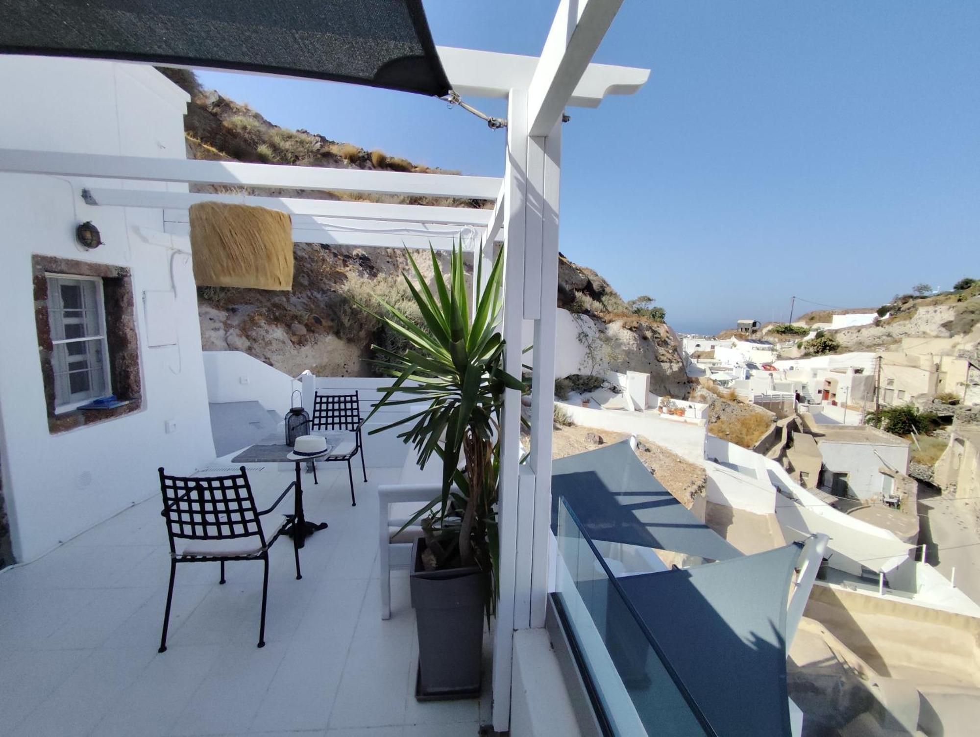The Magic Luxury Cave Suites Vóthon Екстериор снимка